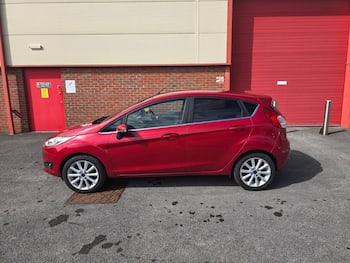 Used Ford Fiesta 2015 for sale - 79790977: Photo