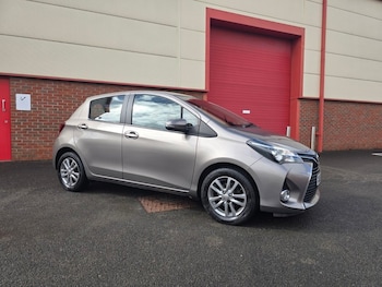 Used Toyota Yaris 2015 for sale - 78309813: Photo
