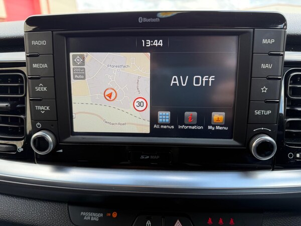 Used Kia Stonic 2019 for sale - 74408757: Photo 13