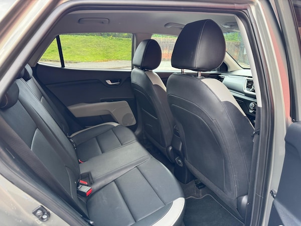 Used Kia Stonic 2019 for sale - 74408757: Photo 26