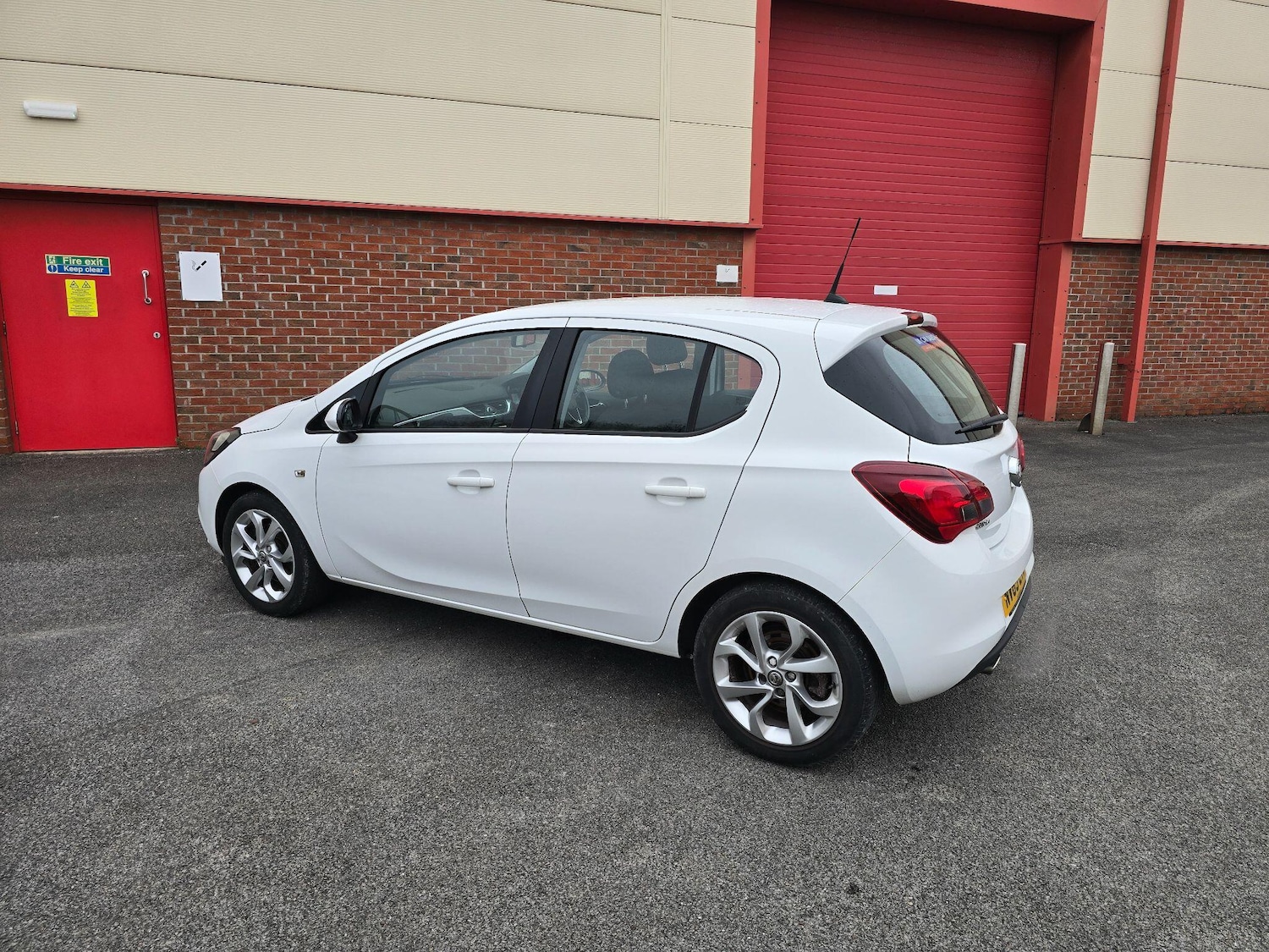 Used Vauxhall Corsa 2016 for sale - 77575330: Photo 15