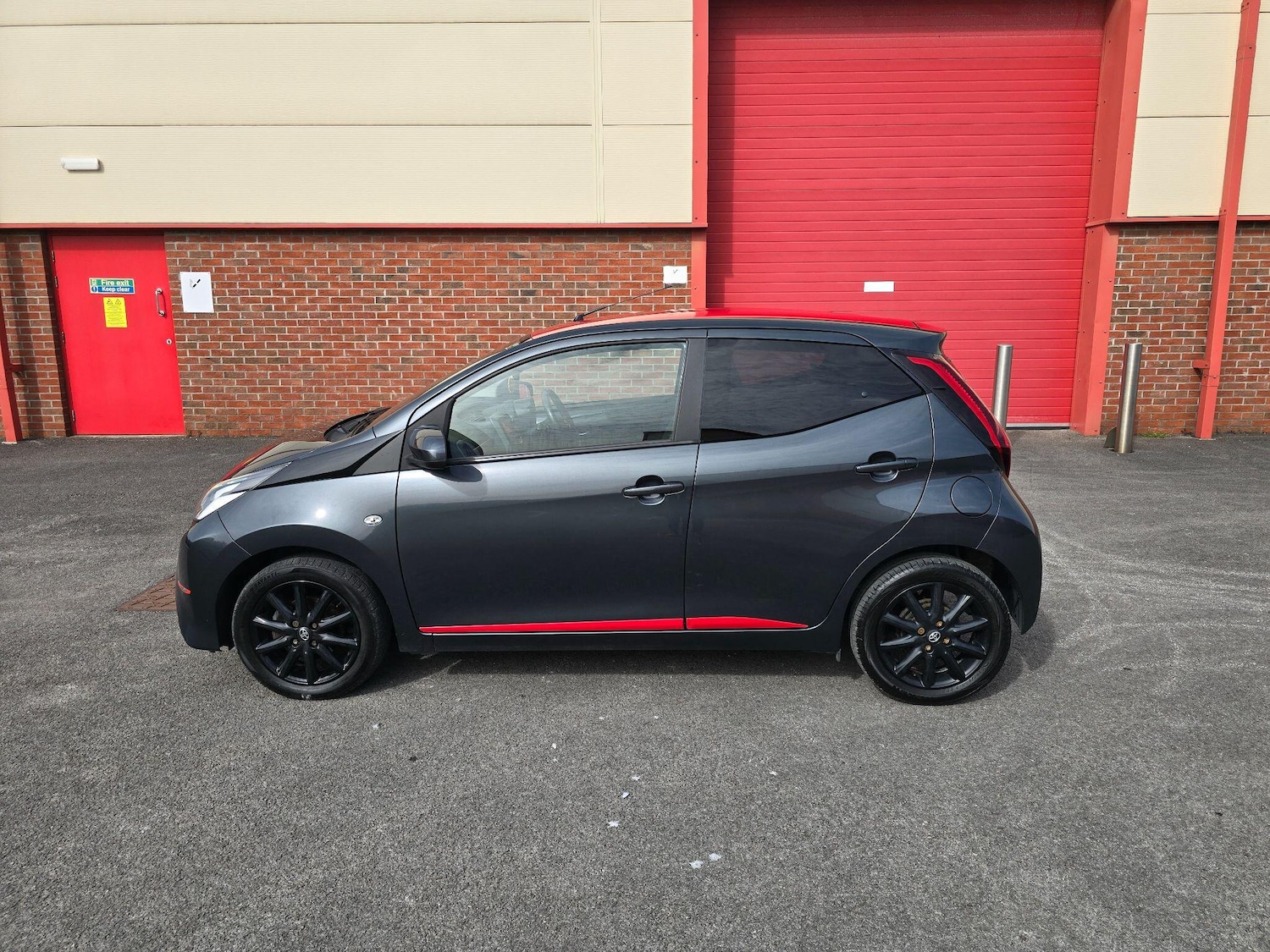 Used Toyota AYGO 2018 for sale - 77993728: Photo 16