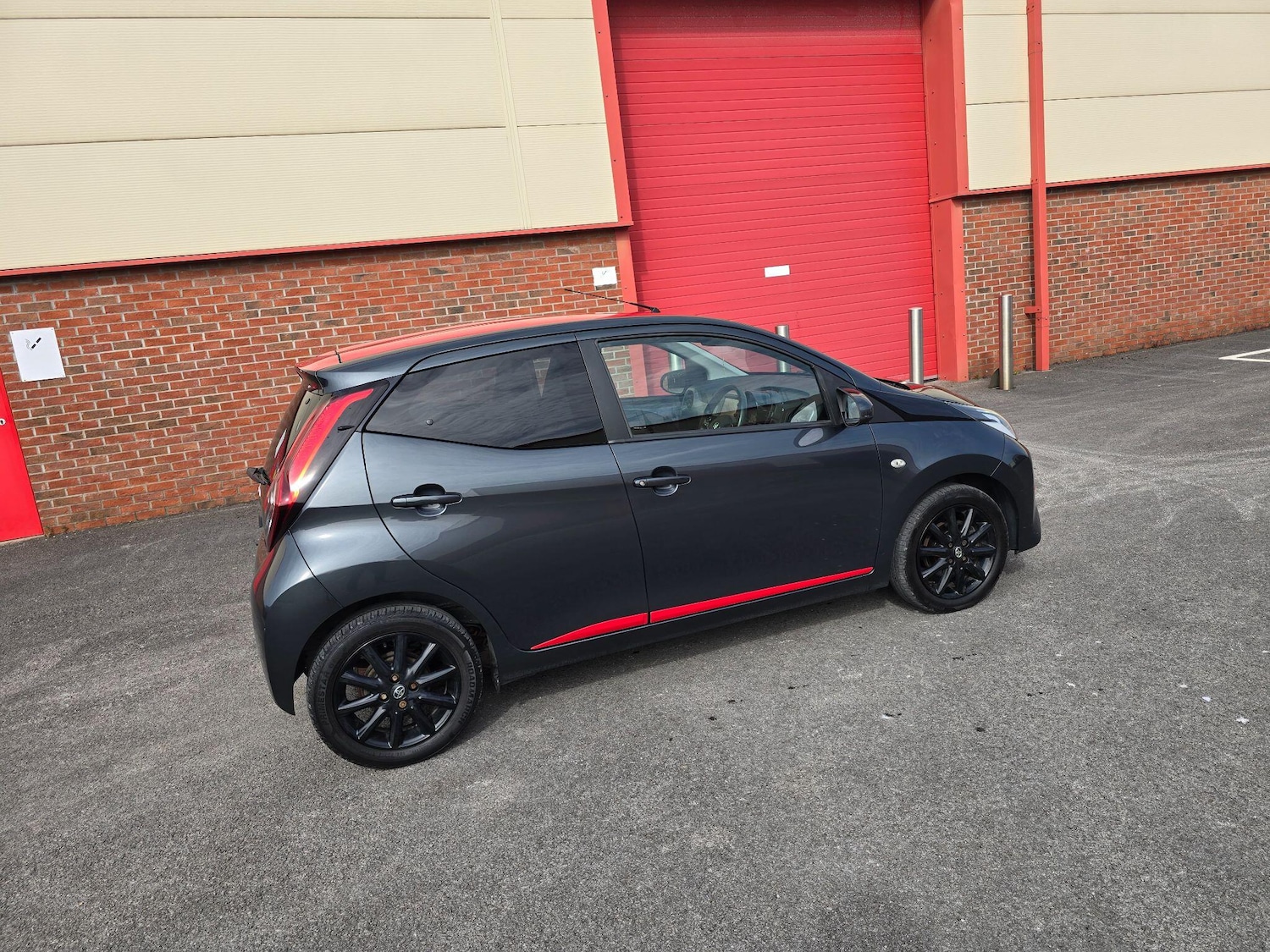 Used Toyota AYGO 2018 for sale - 77993728: Photo 19