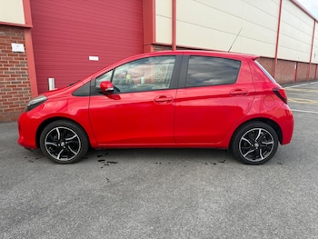 Used Toyota Yaris 2015 for sale - 75493351: Photo