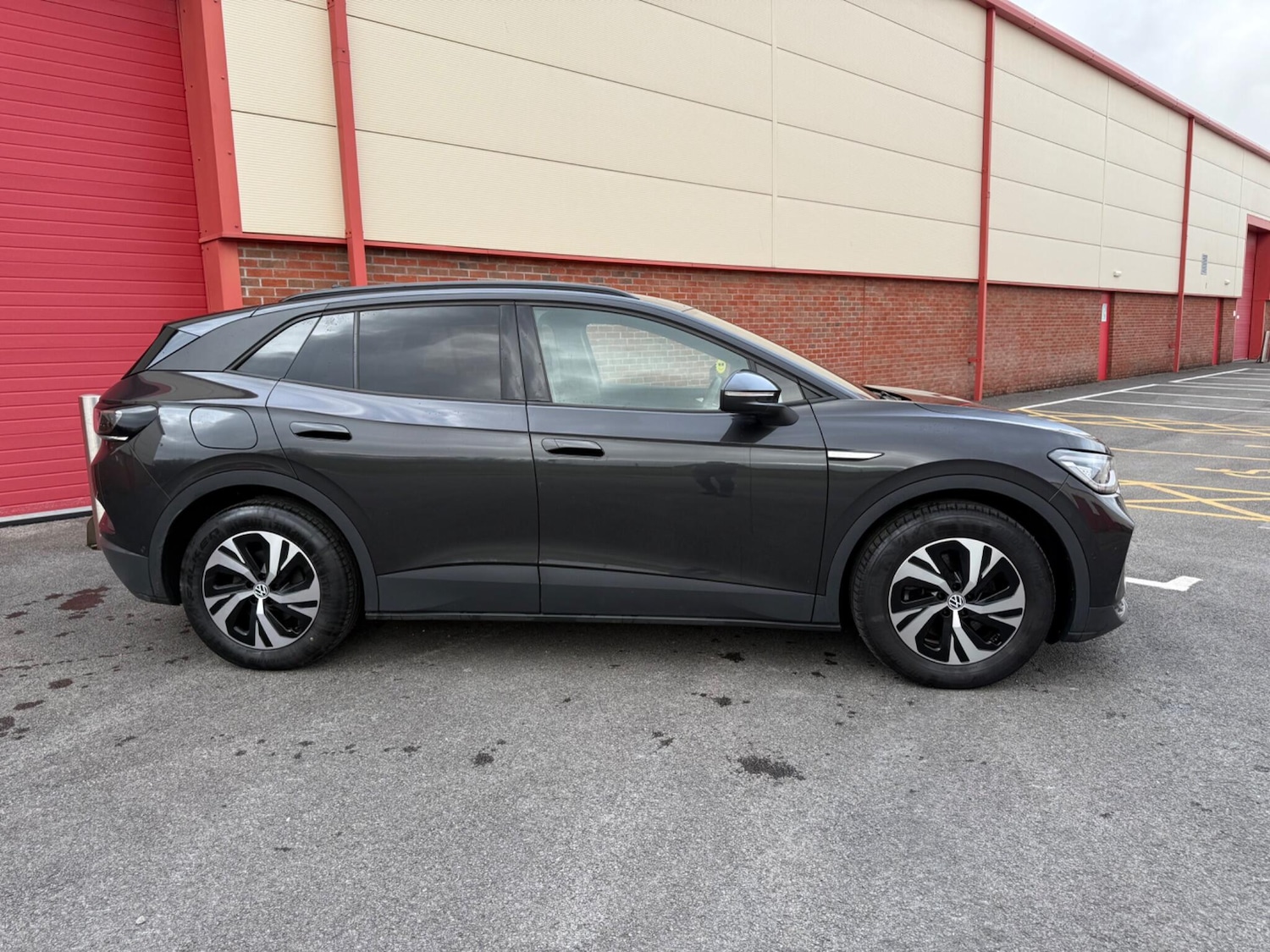 Used Volkswagen ID.4 2024 for sale - 77468969: Photo 9