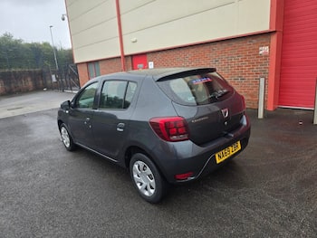 Used Dacia Sandero 2019 for sale - 79643604: Photo
