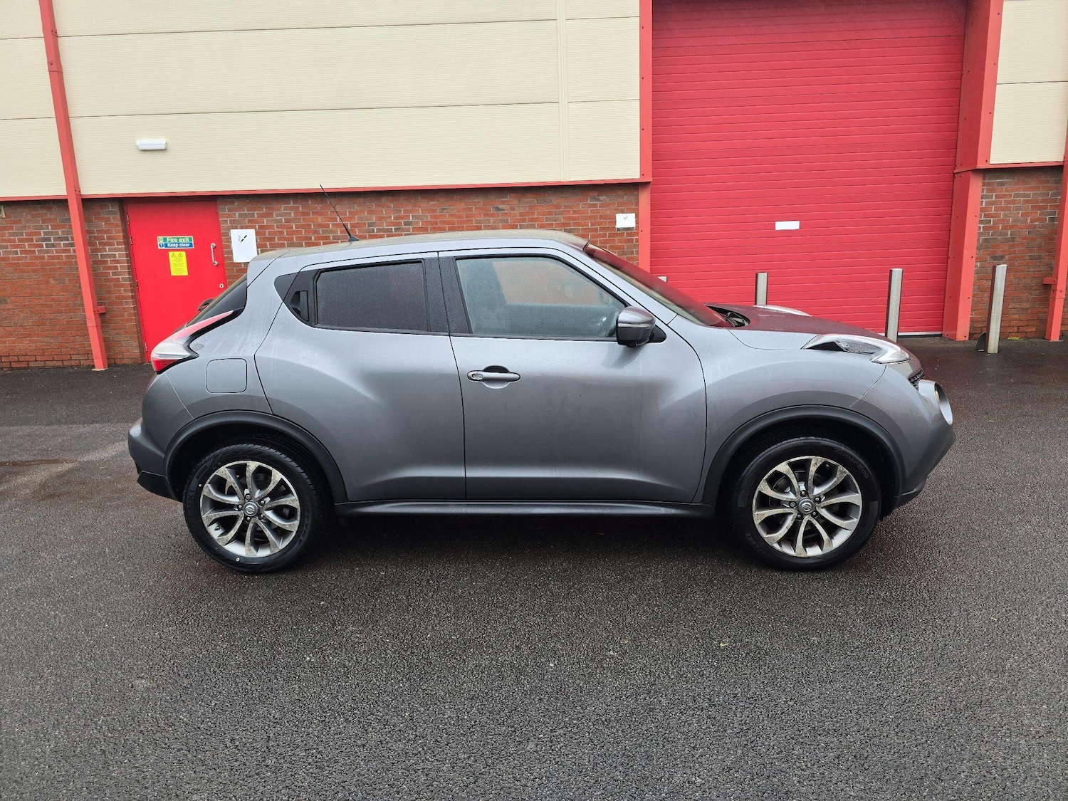 Used Nissan Juke 2014 for sale - 76059799: Photo 16