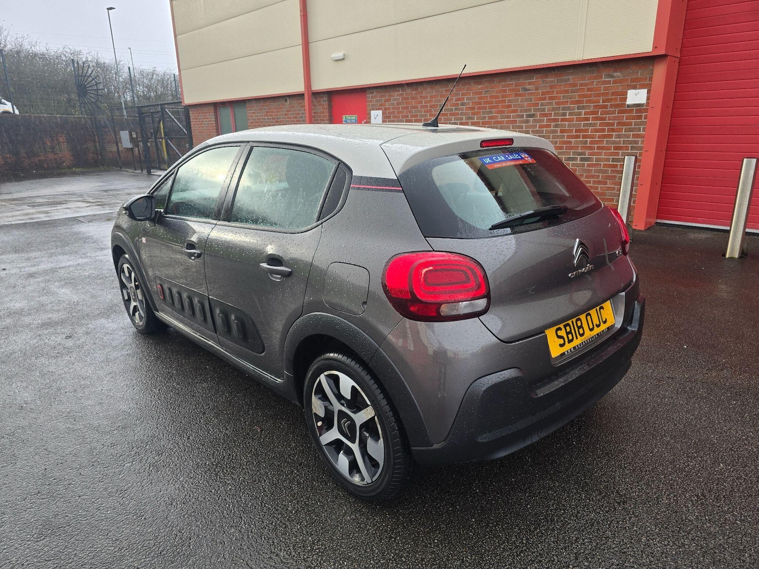 Used Citroen C3 2018 for sale - 76727288: Photo 5