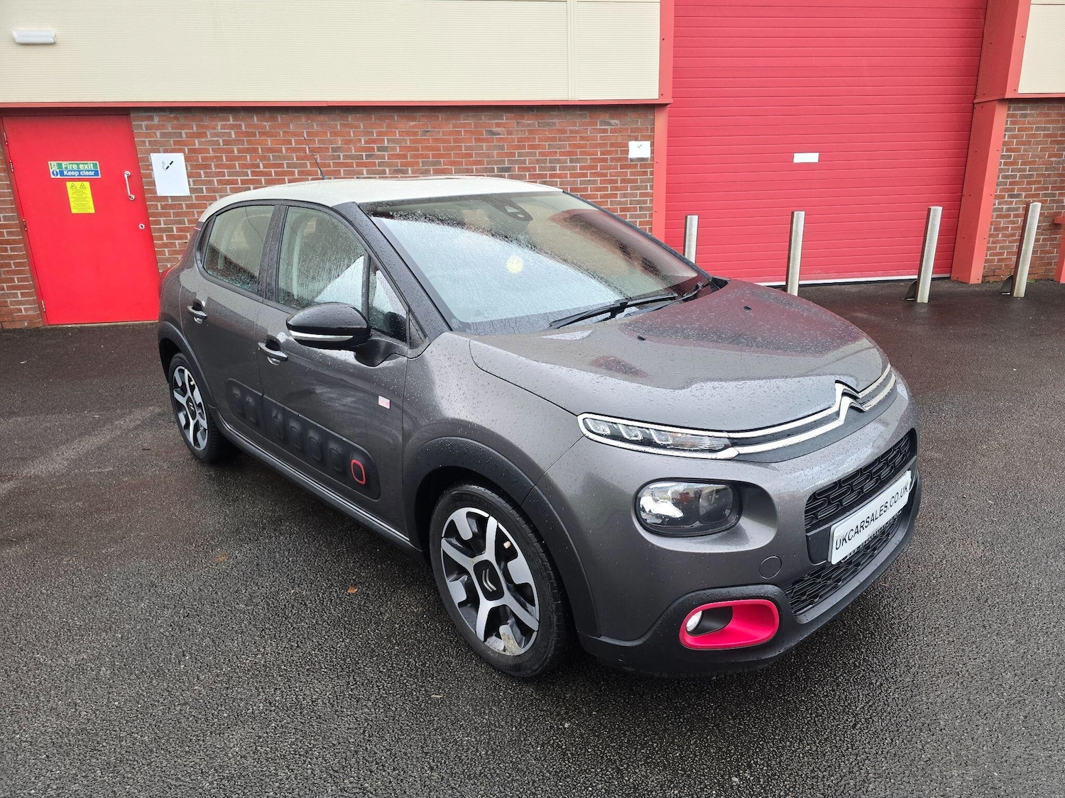 Used Citroen C3 2018 for sale - 76727288: Photo 8