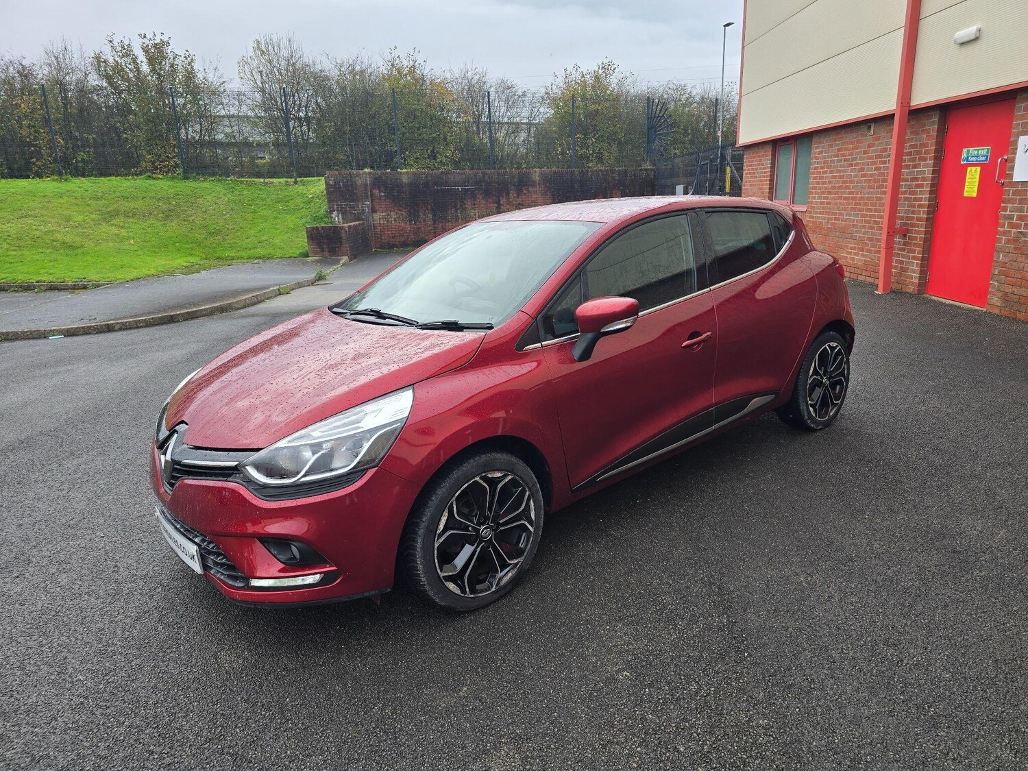 Used Renault Clio 2019 for sale - 76326457: Photo 10