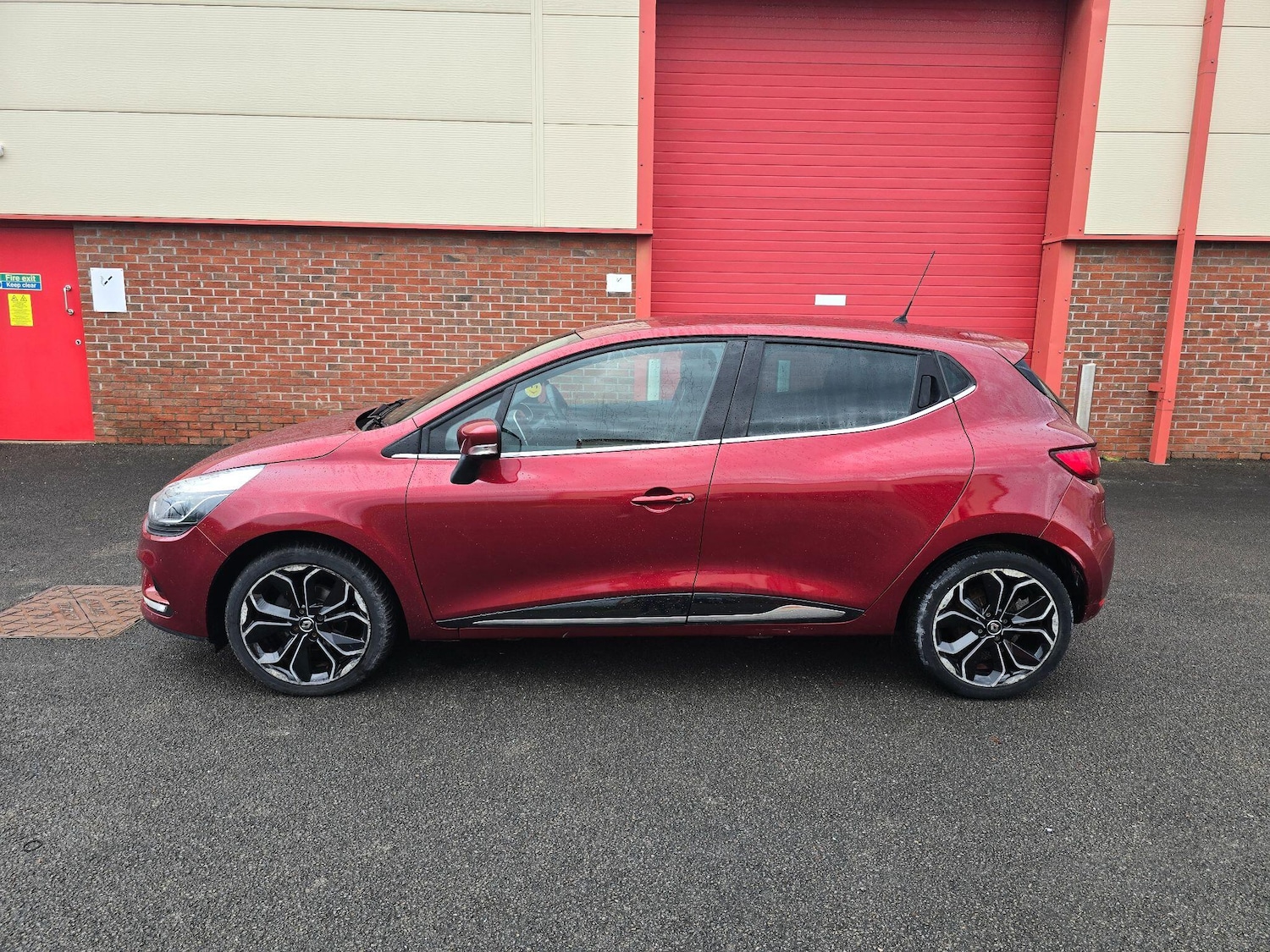 Used Renault Clio 2019 for sale - 76326457: Photo 13