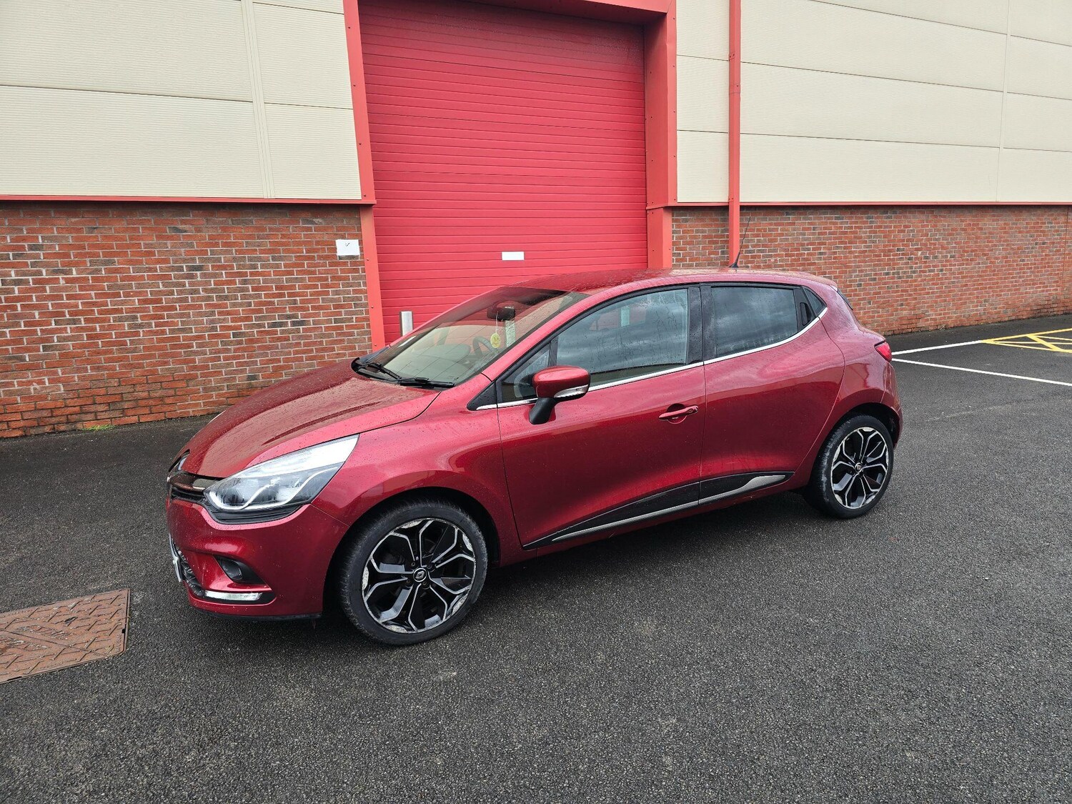 Used Renault Clio 2019 for sale - 76326457: Photo 4