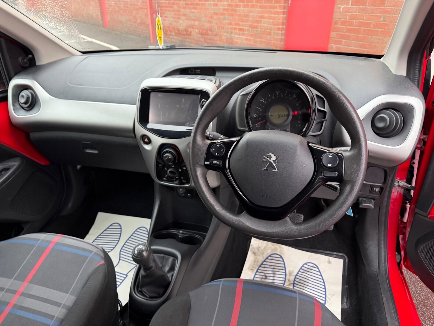 Used Peugeot 108 2014 for sale - 76166711: Photo 6