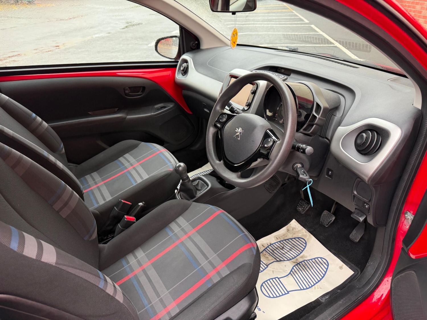 Used Peugeot 108 2014 for sale - 76166711: Photo 7