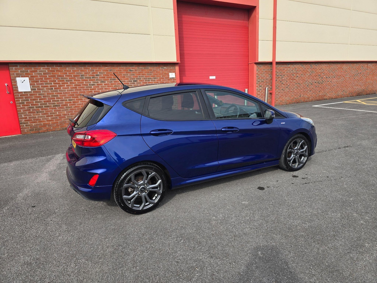Used Ford Fiesta 2017 for sale - 76032357: Photo 12