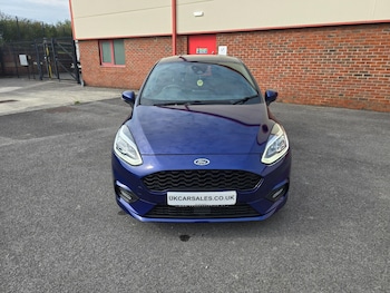 Used Ford Fiesta 2017 for sale - 76032357: Photo 4