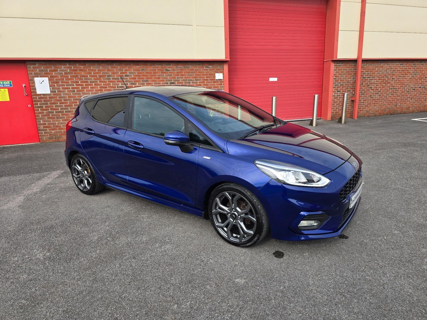 Used Ford Fiesta 2017 for sale - 76032357: Photo 7