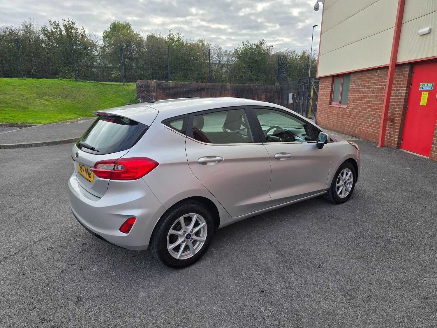 Used Ford Fiesta 2017 for sale - 76993989: Photo 3