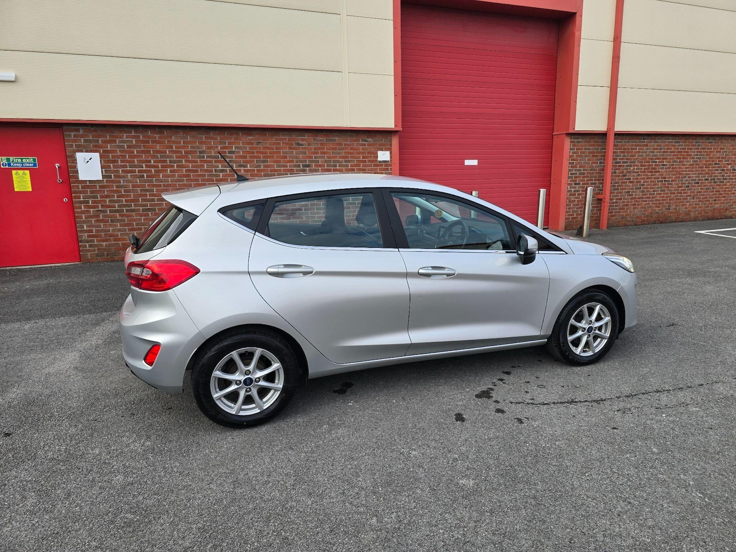 Used Ford Fiesta 2017 for sale - 76993989: Photo 7