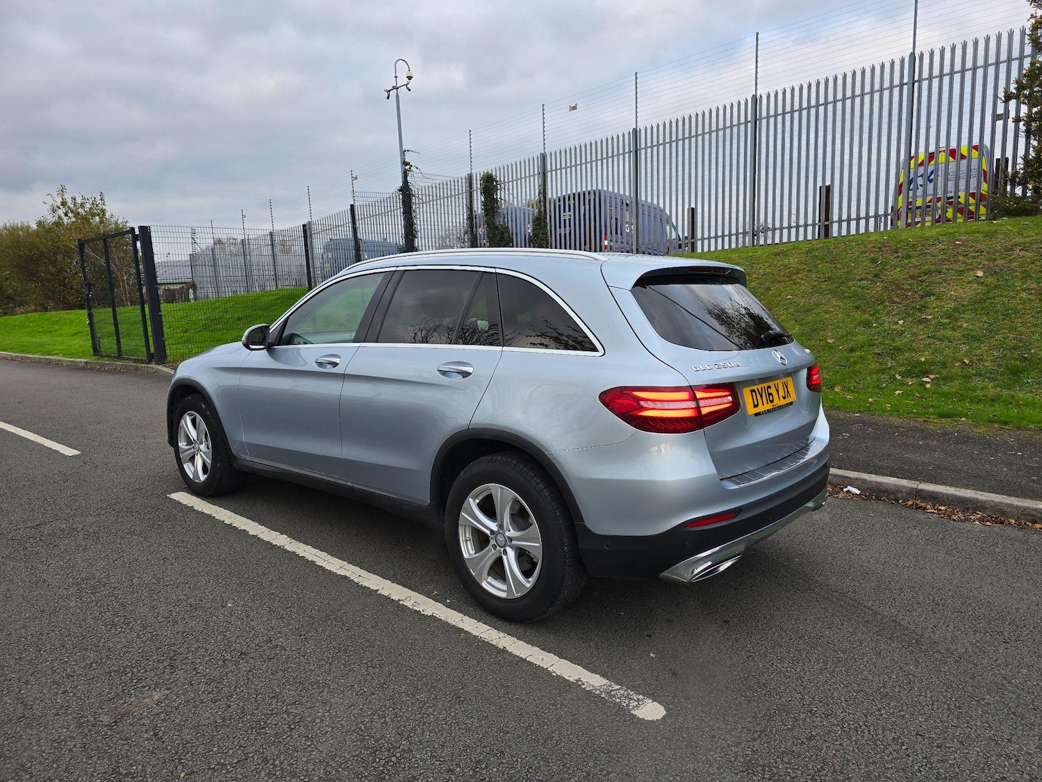 Used Mercedes-Benz GLC for sale - 77671996: Photo 6