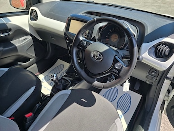 Used Toyota AYGO 2018 for sale - 79046873: Photo