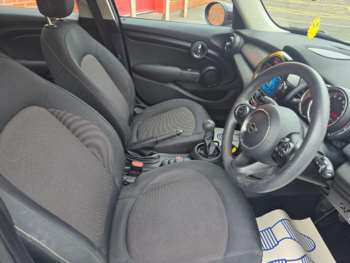 Used MINI Hatch 2020 for sale - 73417373: Photo