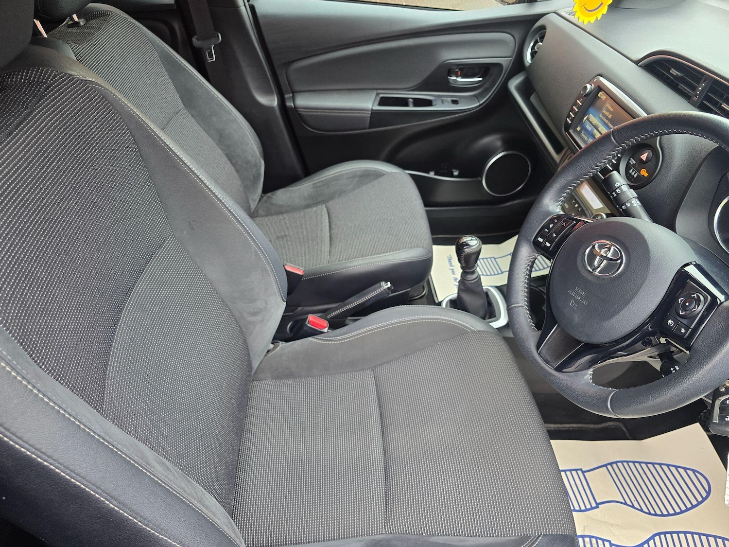 Used Toyota Yaris 2018 for sale - 77109424: Photo 24