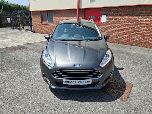 Used Ford Fiesta 2017 for sale - 74875067: Photo 2