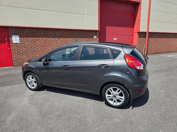 Used Ford Fiesta 2017 for sale - 74875067: Photo 7