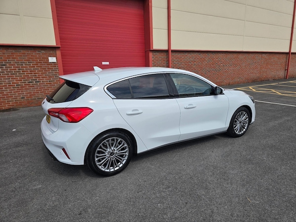 Used Ford Focus 2020 for sale - 75459059: Photo 13