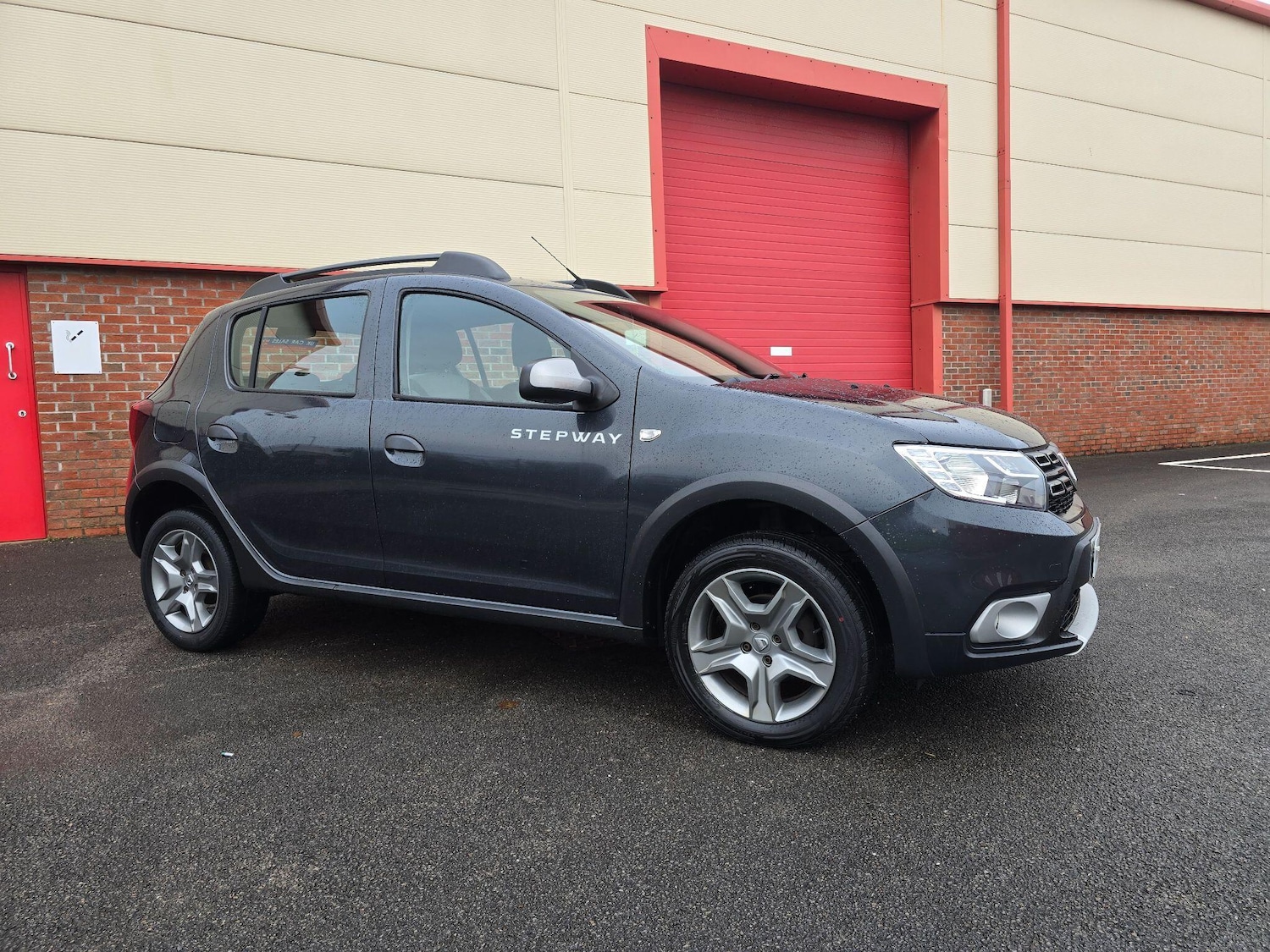 Used Dacia Sandero Stepway 2019 for sale - 76824224: Photo 1