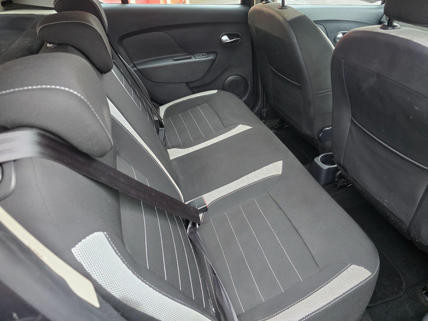 Used Dacia Sandero Stepway 2019 for sale - 76824224: Photo 23