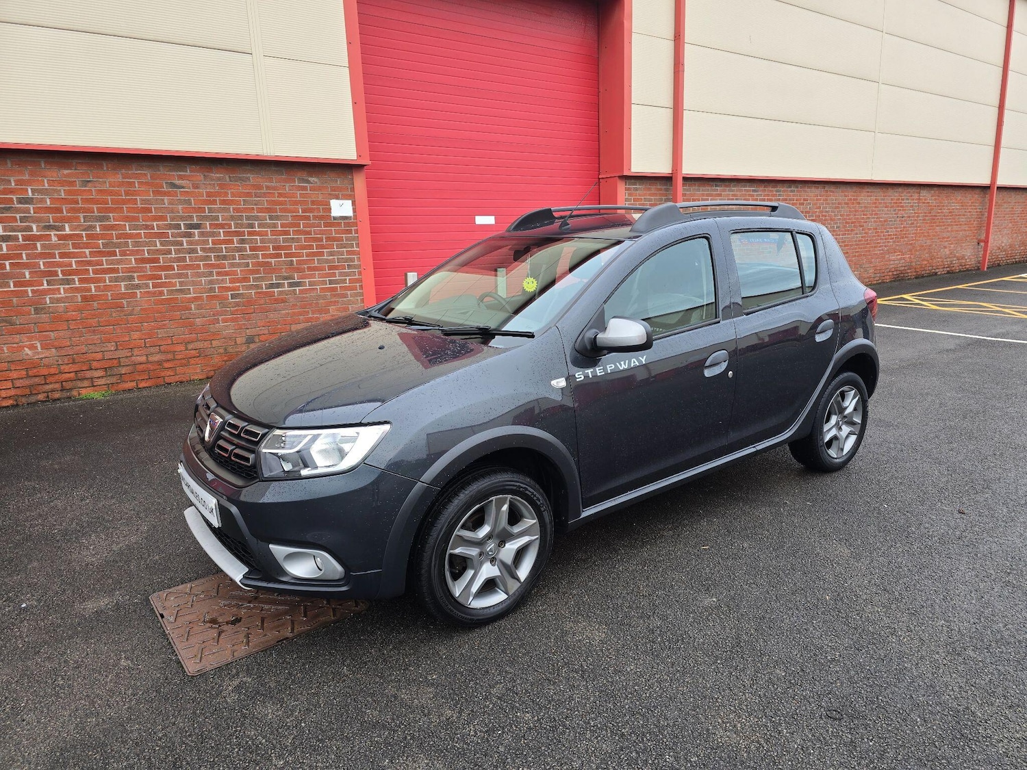 Used Dacia Sandero Stepway 2019 for sale - 76824224: Photo 9