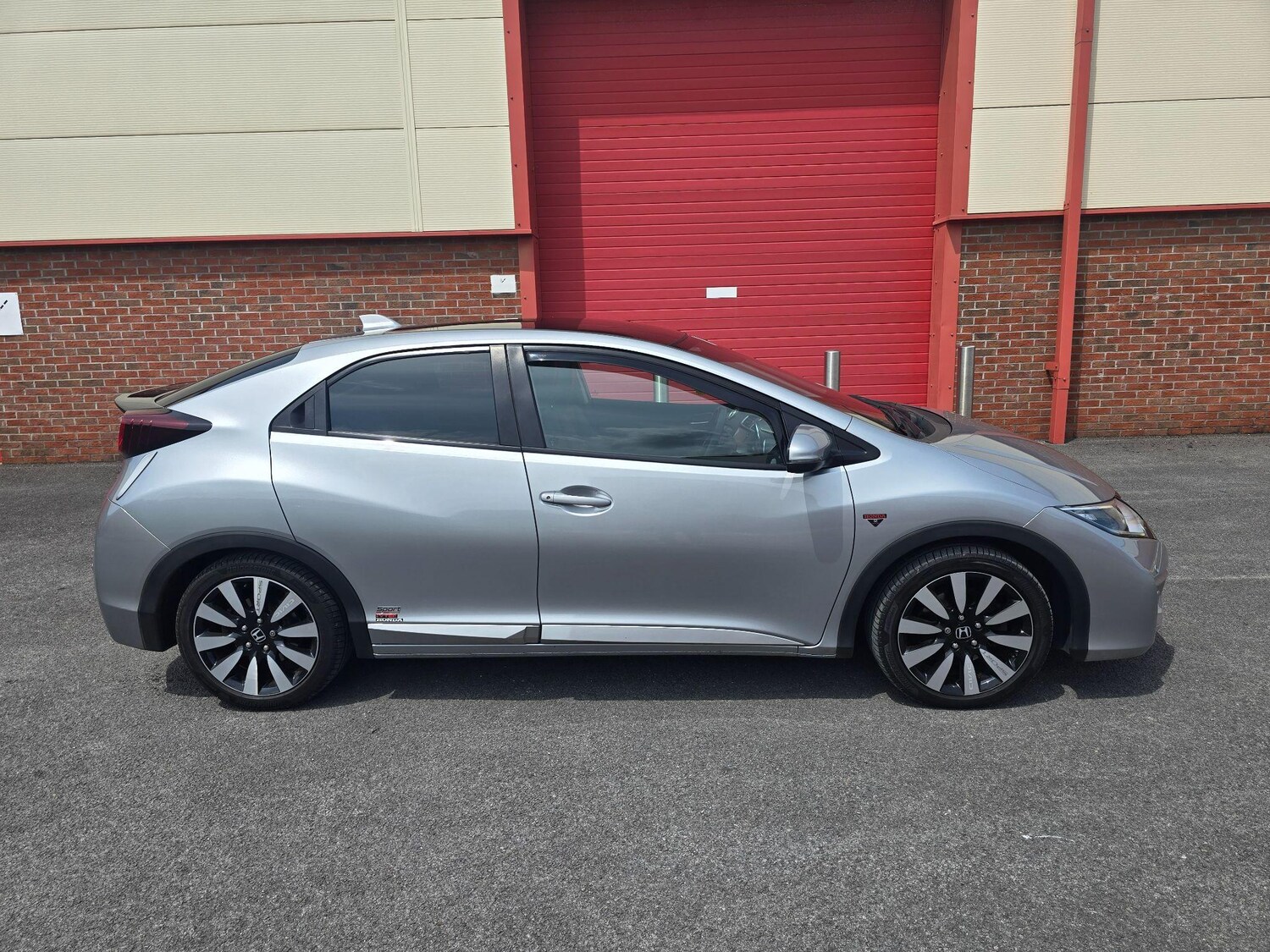 Used Honda Civic 2016 for sale - 76991075: Photo 10