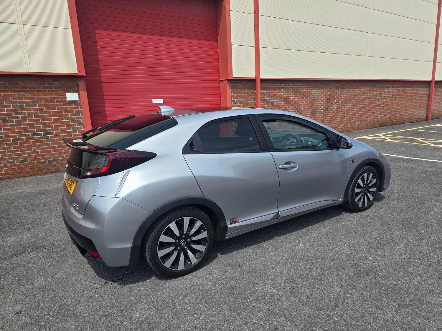 Used Honda Civic 2016 for sale - 76991075: Photo 11