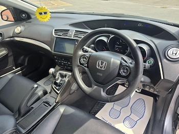 Used Honda Civic 2016 for sale - 76991075: Photo