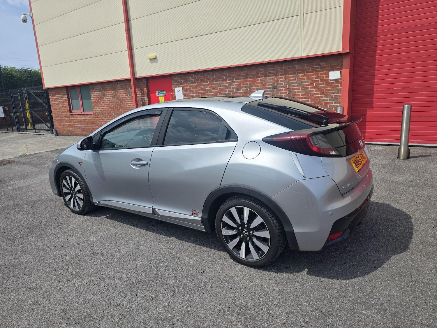 Used Honda Civic 2016 for sale - 76991075: Photo 6