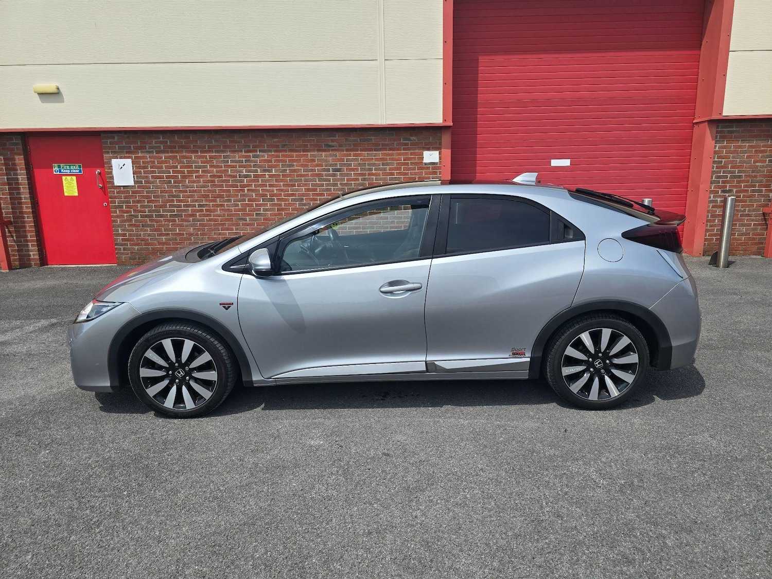 Used Honda Civic 2016 for sale - 76991075: Photo 8