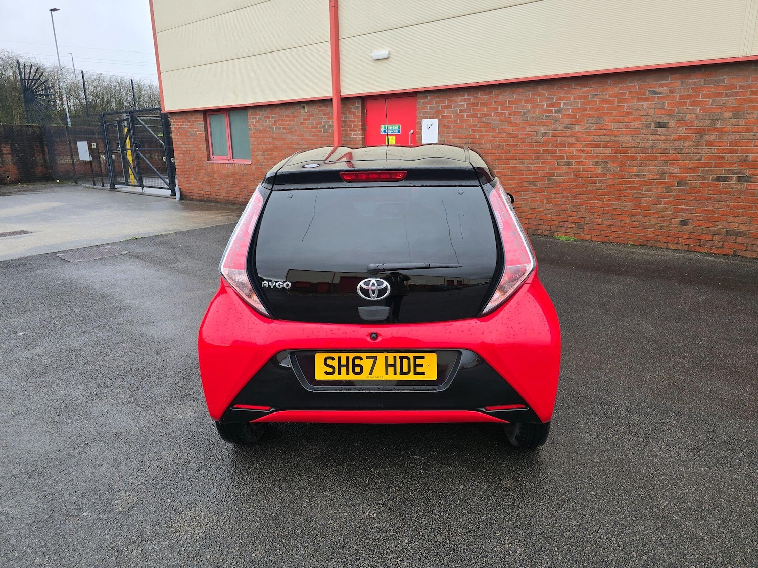 Used Toyota AYGO 2017 for sale - 77175846: Photo 17
