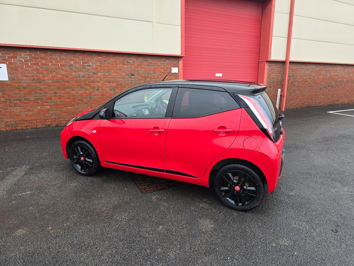 Used Toyota AYGO 2017 for sale - 77175846: Photo 19