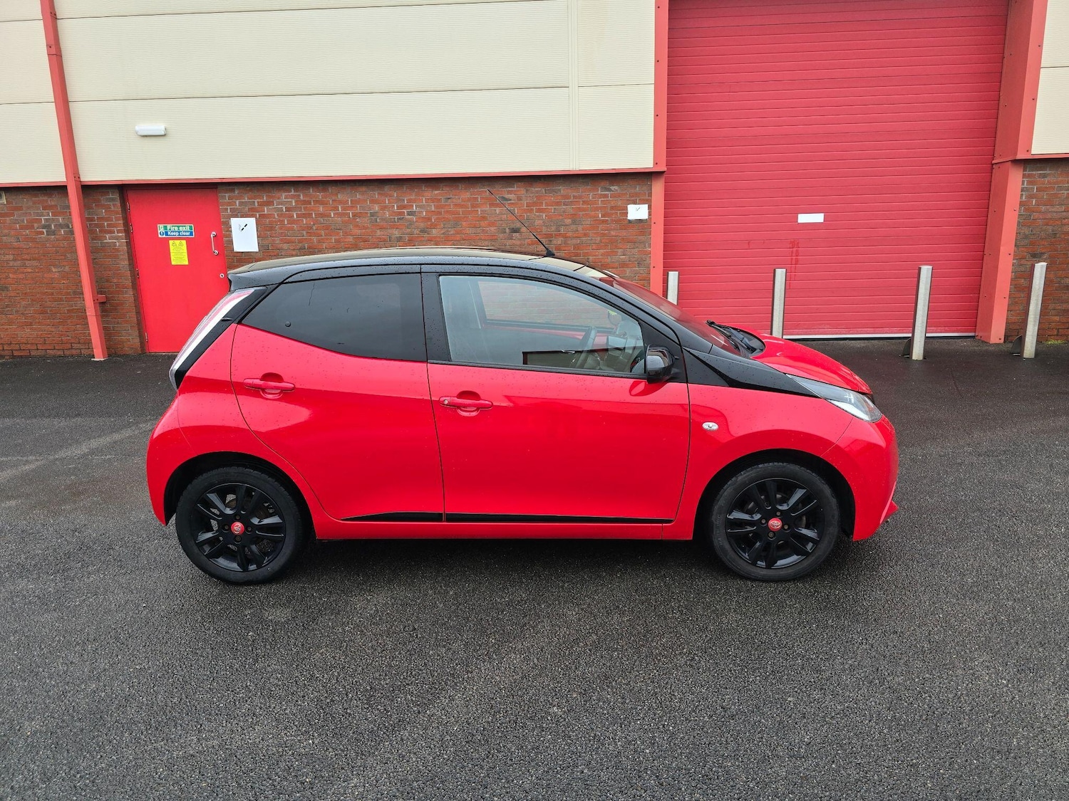 Used Toyota AYGO 2017 for sale - 77175846: Photo 20