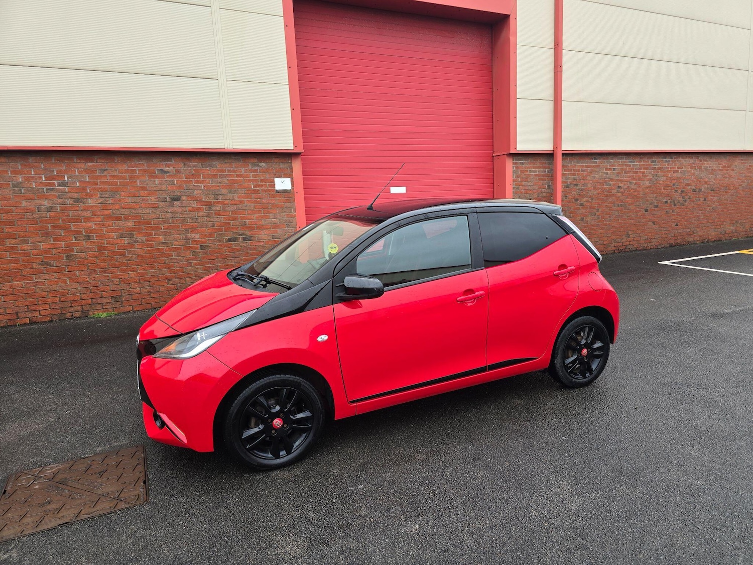 Used Toyota AYGO 2017 for sale - 77175846: Photo 6