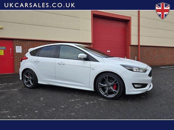 Used Ford Focus 2018 for sale - 75014003: Photo 1