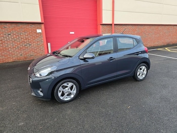 Used Hyundai i10 2023 for sale - 78309851: Photo