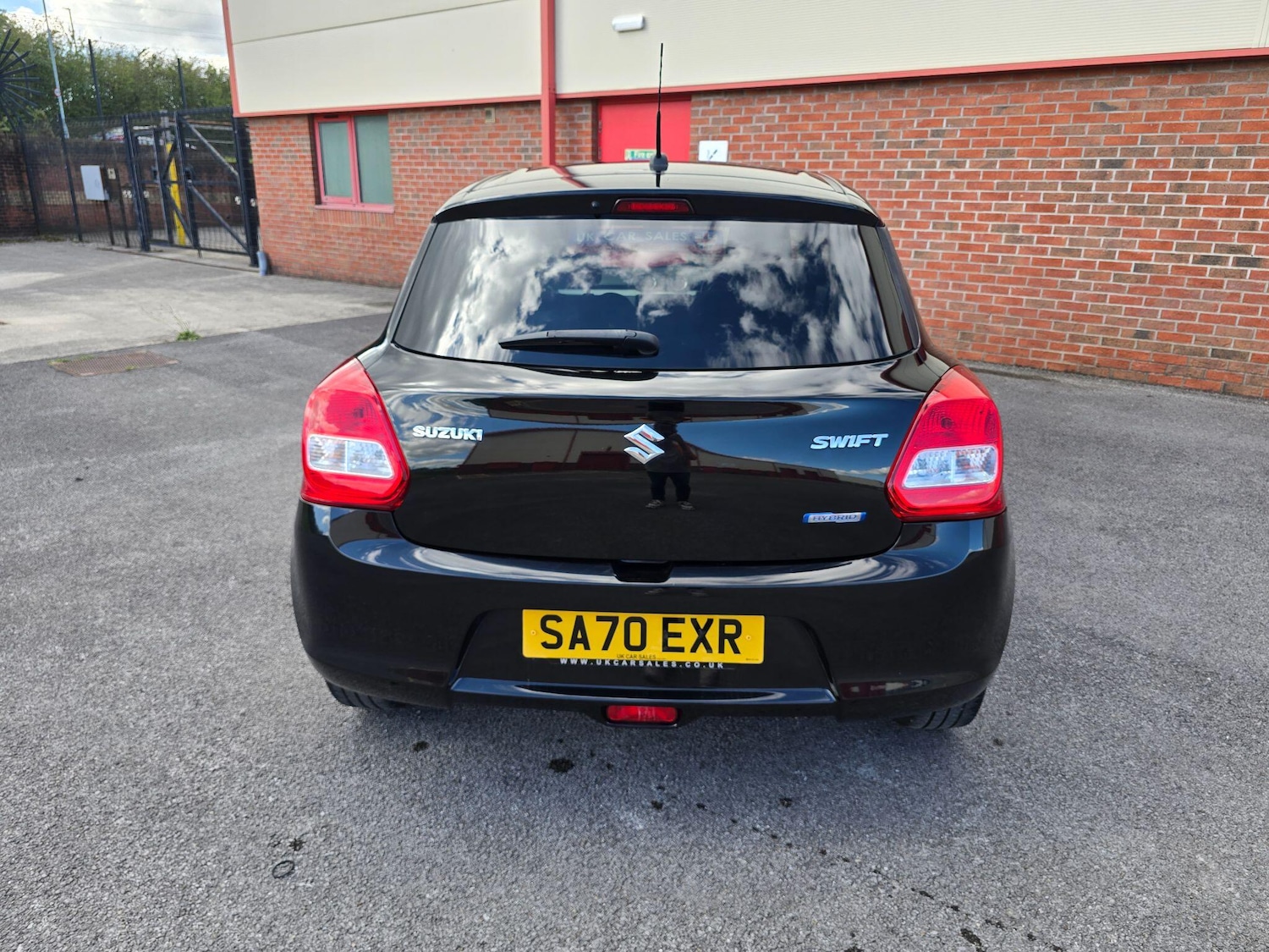 Used Suzuki Swift 2020 for sale - 76991296: Photo 15