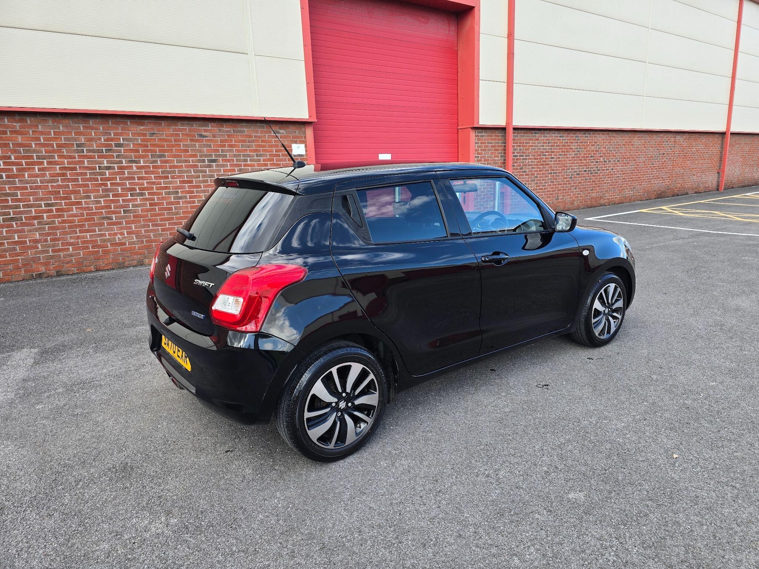 Used Suzuki Swift 2020 for sale - 76991296: Photo 24