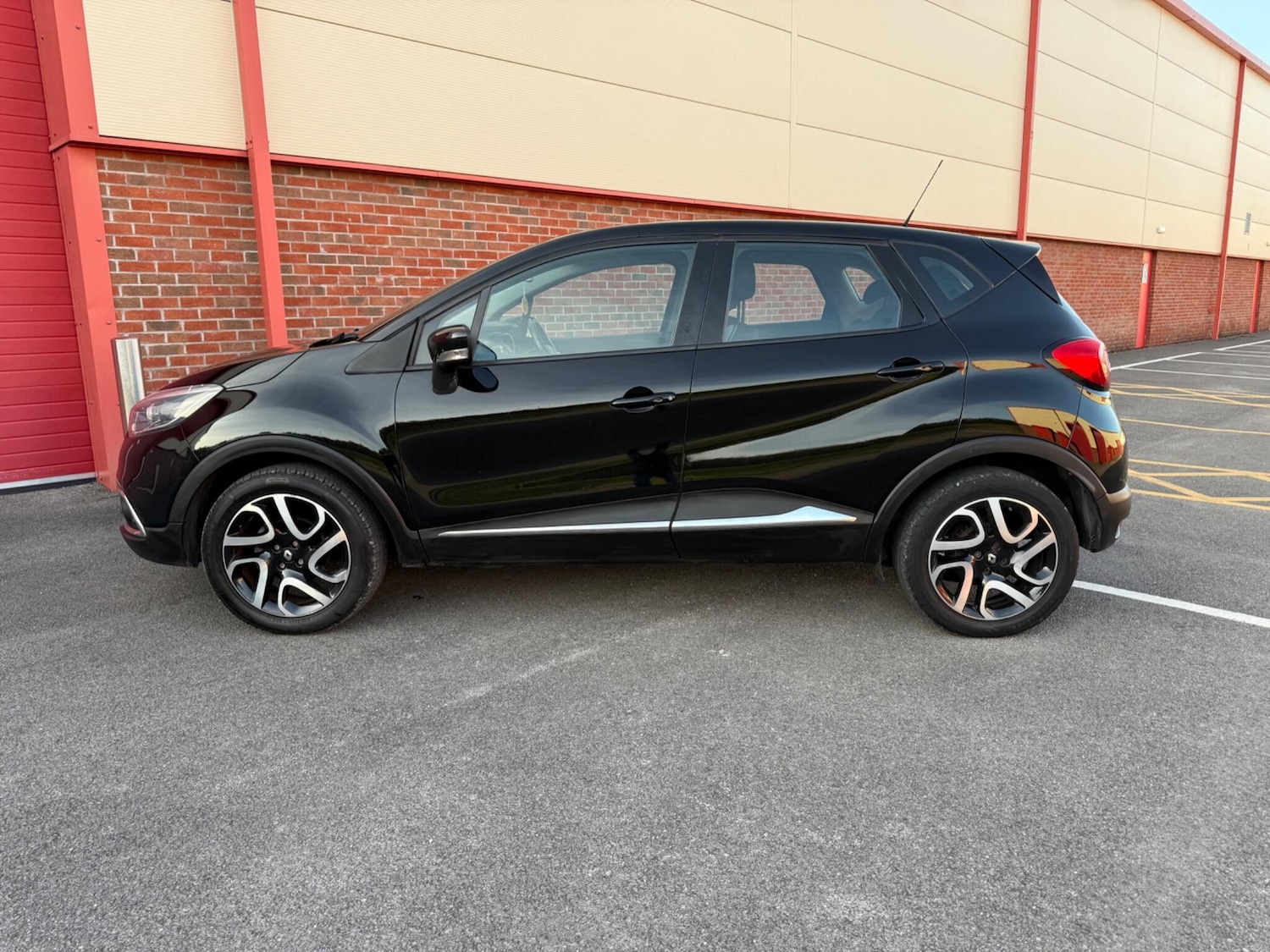 Used Renault Captur 2014 for sale - 76001650: Photo 4