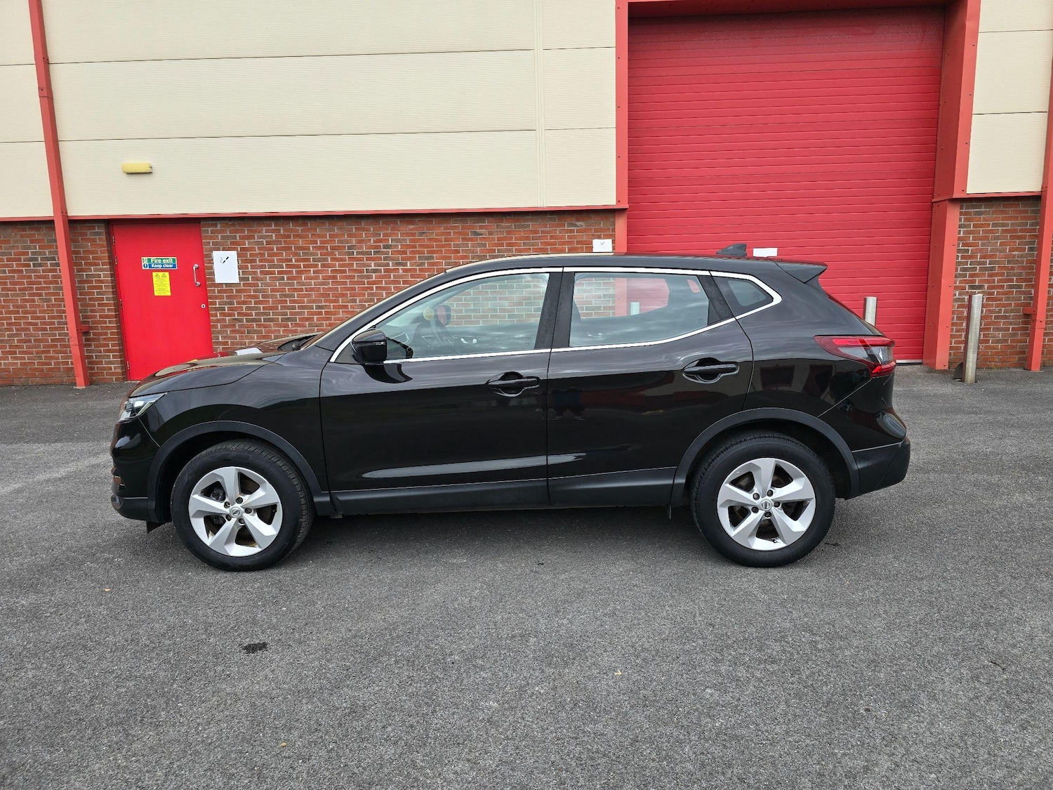 Used Nissan Qashqai for sale - 77598747: Photo 9
