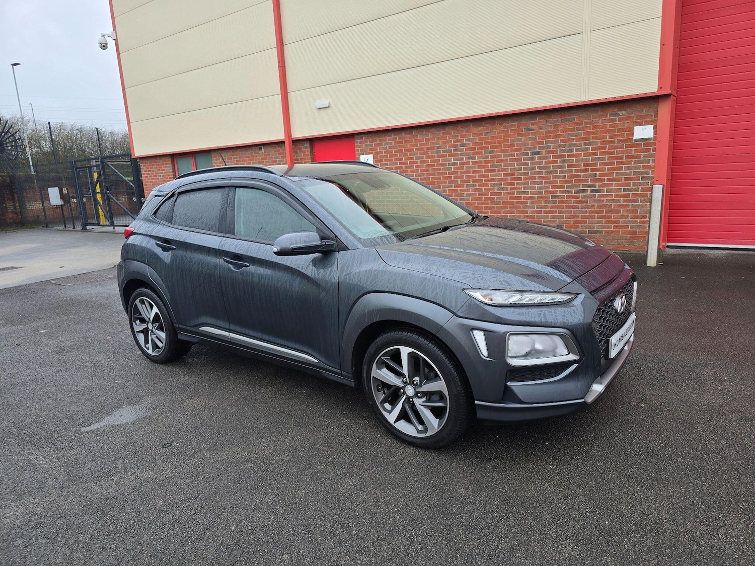Used Hyundai KONA 2018 for sale - 77120193: Photo 2