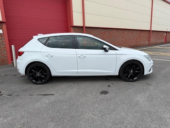 Used SEAT Leon 2019 for sale - 77840031: Photo